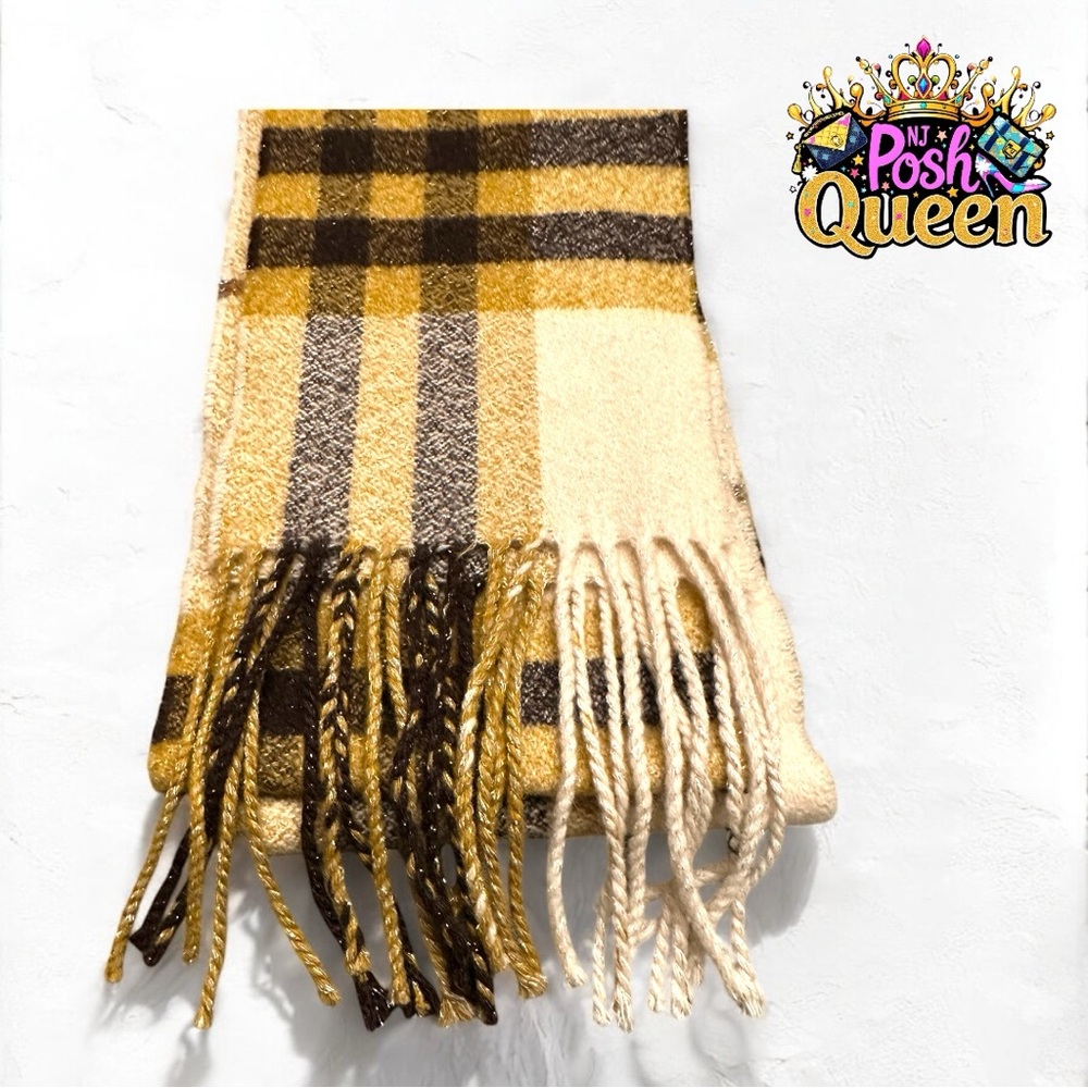Burberry Plaid Cashmere Scarf in Yellow and Brown - Picture 3 of 11